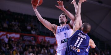 Баскетболисты «Самары» сохранили интригу после первого матча Кубка России