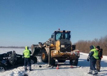 В Самарской области в аварии со снегоуборщиком погиб человек