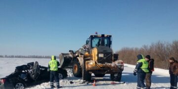 В Самарской области в аварии со снегоуборщиком погиб человек