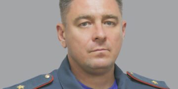 Хинштейн: в МЧС проверят генерала, пожелавшего «онкологии всей семье» автора жалобы на него