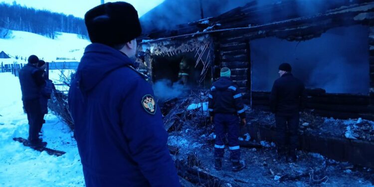 Пожар в Исаклинском районе Самарской области, фото: t.me/samara_proc