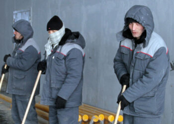 Безвластие в региональном СУ СКР увенчалось официальной отставкой его руководителя Марата Галиханова