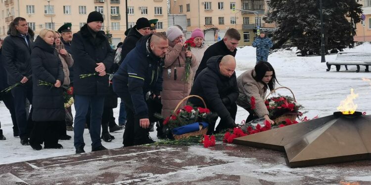 Памятные мероприятия в Тольятти, посвященные памяти погибшим в Макеевке, фото: t.me/renc_nikolay