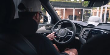 Эксперты назвали лучший кроссовер на вторичном рынке до 2 млн рублей