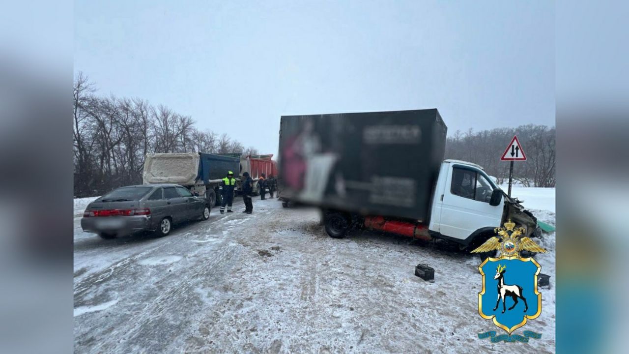 В Самарской области в ДТП насмерть разбились три человека, четверо в  больнице - oboz.info