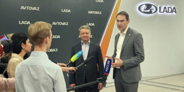 Сбер интегрирует цифровые сервисы в мультимедийную систему автомобилей LADA