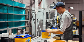 Бизнес аккумуляторной королевы Лилии Игнатьевой начали разбирать по частям