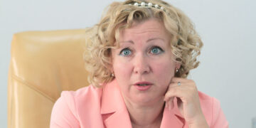 Главе Октябрьска под давлением прокуратуры пришлось отказаться от практики начислять себе премии