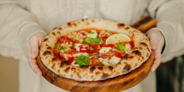 В ресторанах «Перчини» суп превратился в пиццу