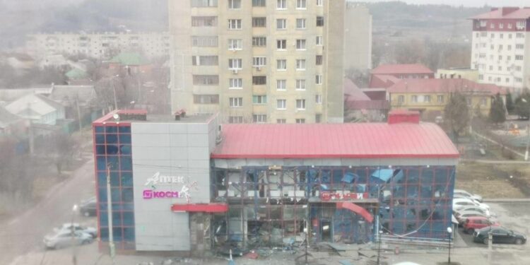 Предположительно, последствия удара ВСУ по Белгороду, фото: t.me/boris_rozhin
