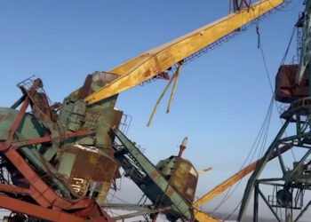 В Самарском речном порту погиб рабочий — мужчина 1964 года рождения