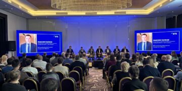 ВТБ провел в Самаре встречу с миноритарными акционерами