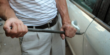 Правоохранители раскрыли схему серийных хищений автотранспорта, перегонявшегося в Ульяновскую область