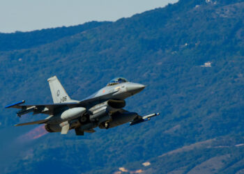 NYT: истребители НАТО F-16 появятся в боях на Украине уже в июле