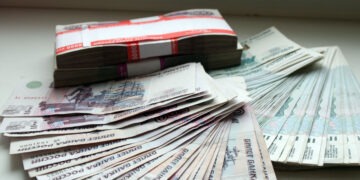 Бывший глава Мирного остался без искомых 200 млн рублей за свое уголовное преследование