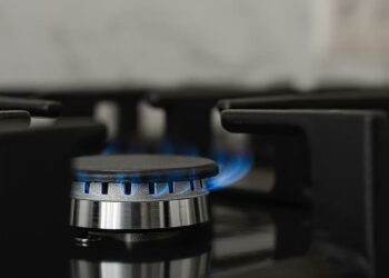 Самарские газовики спишут пени за оплату долгов до конца марта 