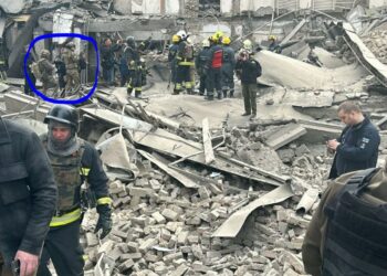 Гиперзвуковыми ракетами «Циркон» ударили по военным объектам в Киеве