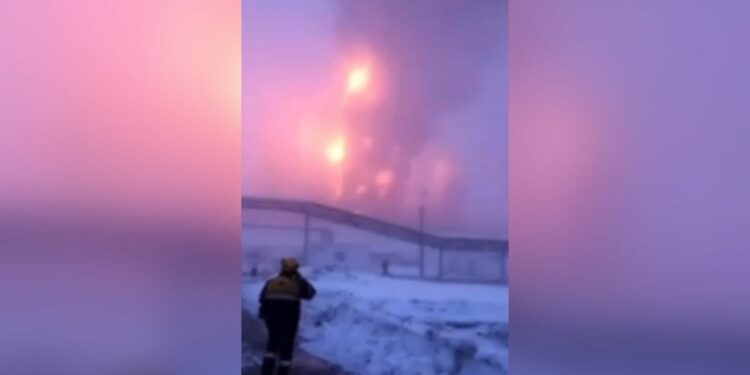 Пожар на Сызранском НПЗ, фото: соцсети