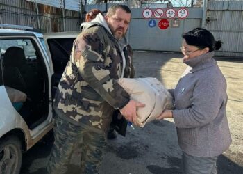 «Швейная бригада, как военный отряд»: самарские женщины-заключенные обшивают героев СВО