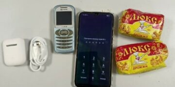 В самарскую исправительную колонию №6 пытались перебросить дрожжи и игральные карты