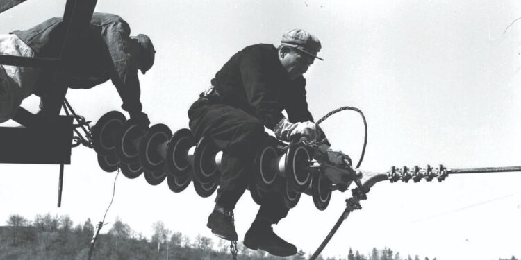 По проводам: 29 декабря 1955 года в 18 часов 18 минут Куйбышевская ГЭС дала первый ток, фото: «Волжская ГЭС»