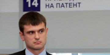 Самарско-российский легализатор мигрантов остановил банкротство и пошел дальше