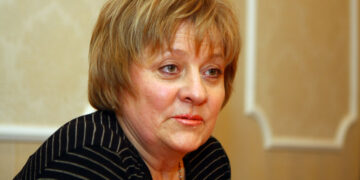 Нефтегорский суд пытается развалить уголовное дело мошенницы-целительницы-иноагента