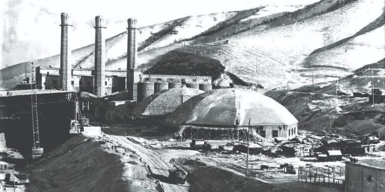 Фундамент: строительство
Жигулевского комбината строительных материалов началось в 1956 году, фото: ЖСМ "Историческая-самара.рф"