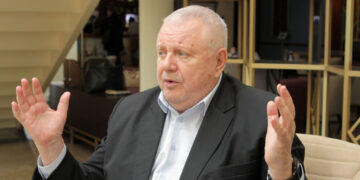 Бывший самарский губернатор вложился в будущий исламский банкинг