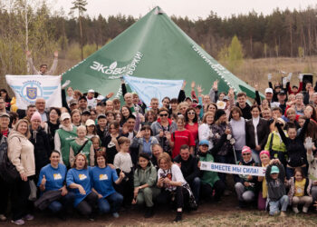 ГК «ЭкоВоз» собрала на экологическую акцию сотни жителей Самарской области