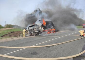 В Самарской области на ходу загорелась фура
