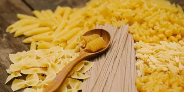 У владельца «Макфы» арестовали активы на 100 трлн рублей — больше всей денежной массы РФ