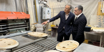 Новый глава Волжского района Владимир Медведев посетил «Самарский Стройфарфор»