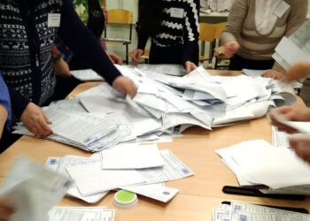 Следователи разбираются с возможным подлогом на избирательном участке в Самаре