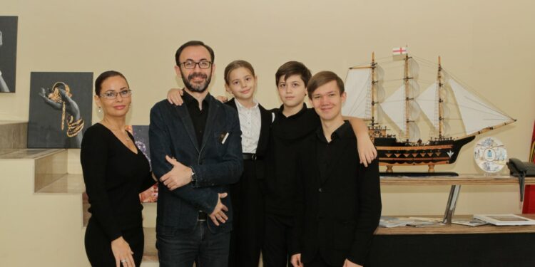 В Самаре возобновился резонансный «бульдозерный процесс» по сносу популярного семейного мини-отеля