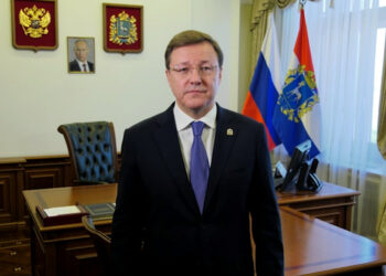 Губернатор Самарской области Дмитрий Азаров покидает свой пост