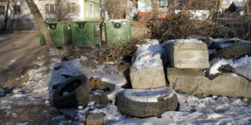 Реформу обращения с коммунальным мусором топит неурегулированность оборота других отходов