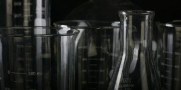 Самарского учителя химии школы №65 проверят по поводу мата в адрес ученика 