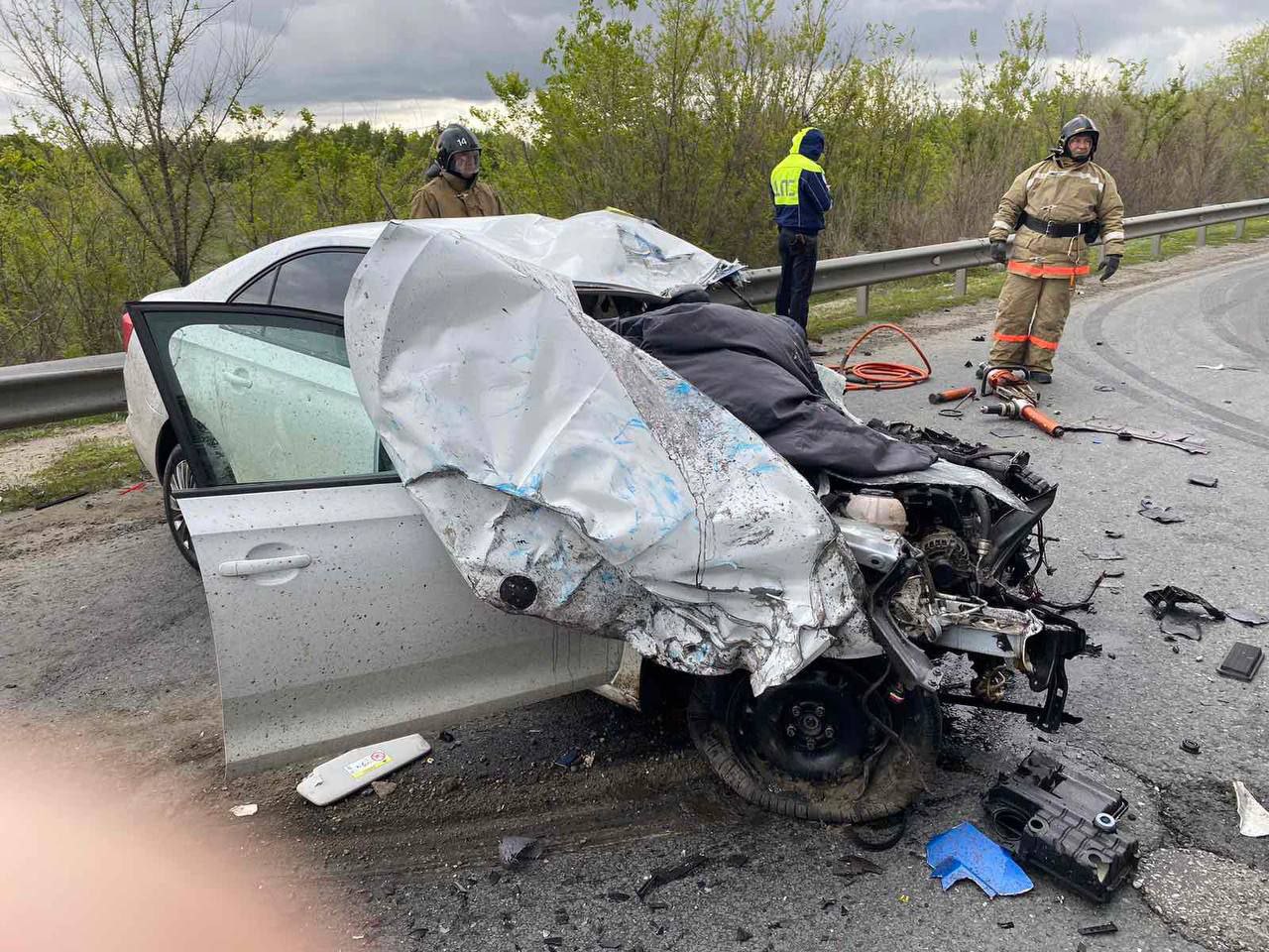 В Самарской области в массовой аварии с грузовиком погибли три человека -  oboz.info