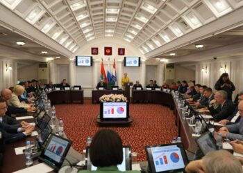 Глава Самары Елена Лапушкина отчиталась перед депутатами городской Думы за работу Администрации в 2023 году