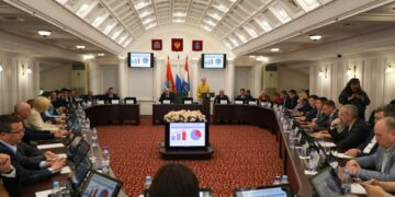 Глава Самары Елена Лапушкина отчиталась перед депутатами городской Думы за работу Администрации в 2023 году