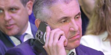 Следствие требует ареста главы самарского минтранса