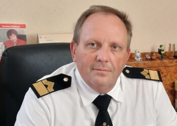 Главу самарского филиала Волжского госуниверситета водного транспорта поймали на взятке