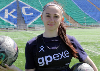 Полузащитник «Крыльев Советов» считает, что ее команде вполне по силам играть в Суперлиге