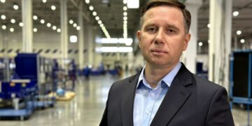 Андрей Попов: За год Почтой из Самарской области на СВО отправили более 5,5 тысяч бесплатных посылок