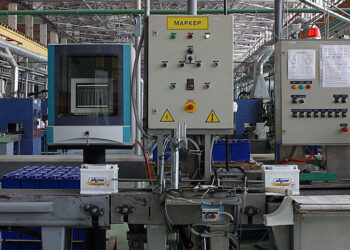 Фискалы нашли путь к золоту аккумуляторного холдинга «АКОМ»