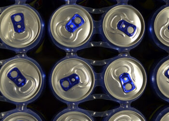 Самарский металлургический завод пошел за деньгами польского холдинга «Кэн-Пак»