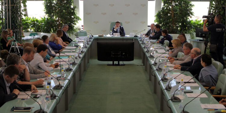 Комитет по ЖКХ Губдумы, фото: Игорь Горшков