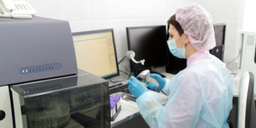 В Самарском регионе открывают все новые медучреждения и преображают десятки поликлиник