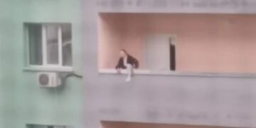 В Самаре сотрудники ГАИ спасли девушку от страшной участи